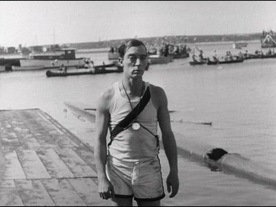 Buster Keaton in College (1927)