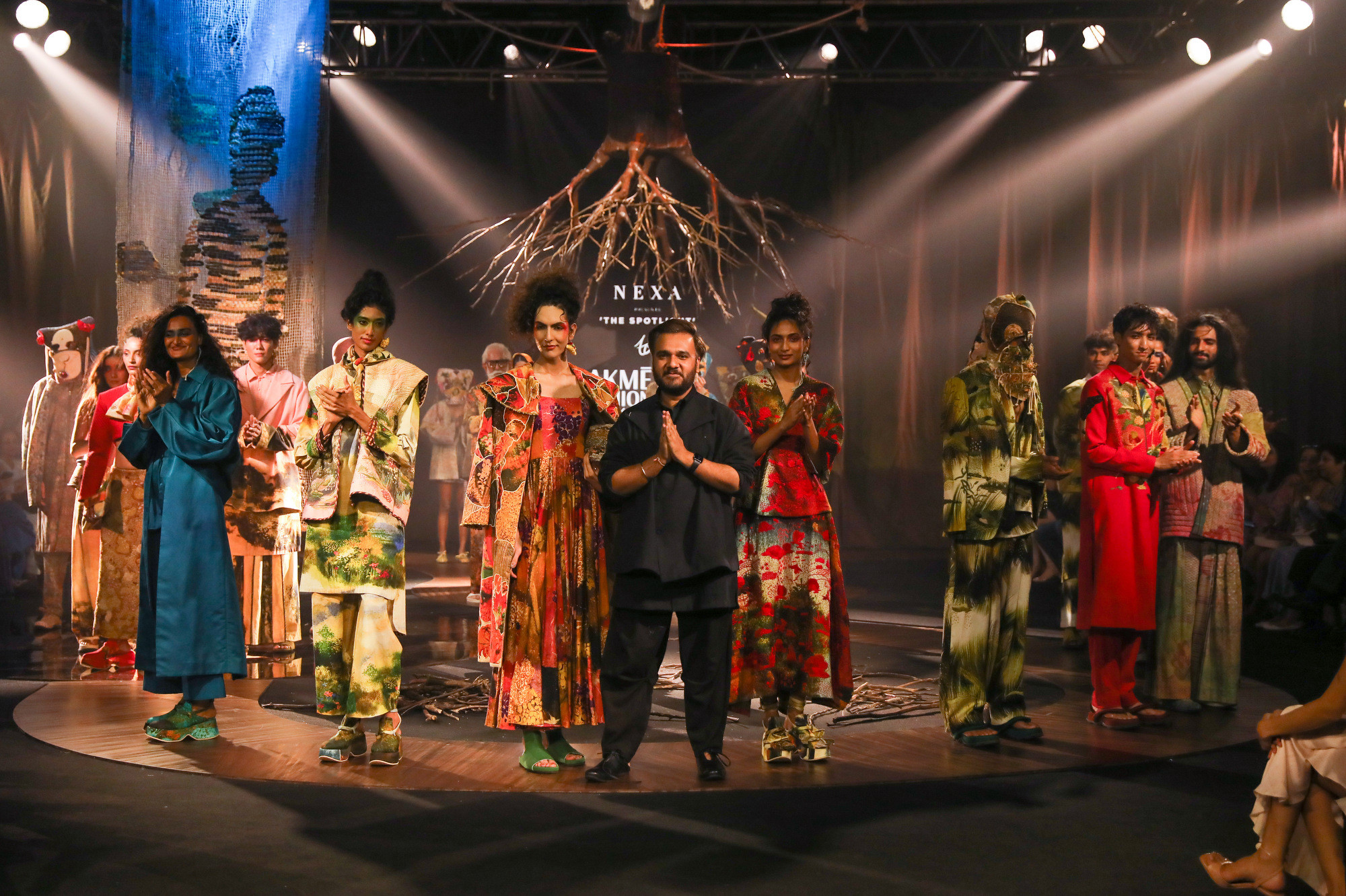 Designer Rohit Bal's grand finale at Lakme Fashion Week showcased his iconic rose motifs and flowing silhouettes.