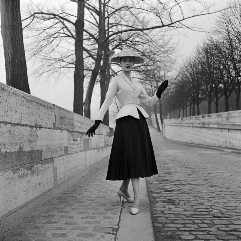 1940s fashion showcasing Dior's &quot;New Look&quot;