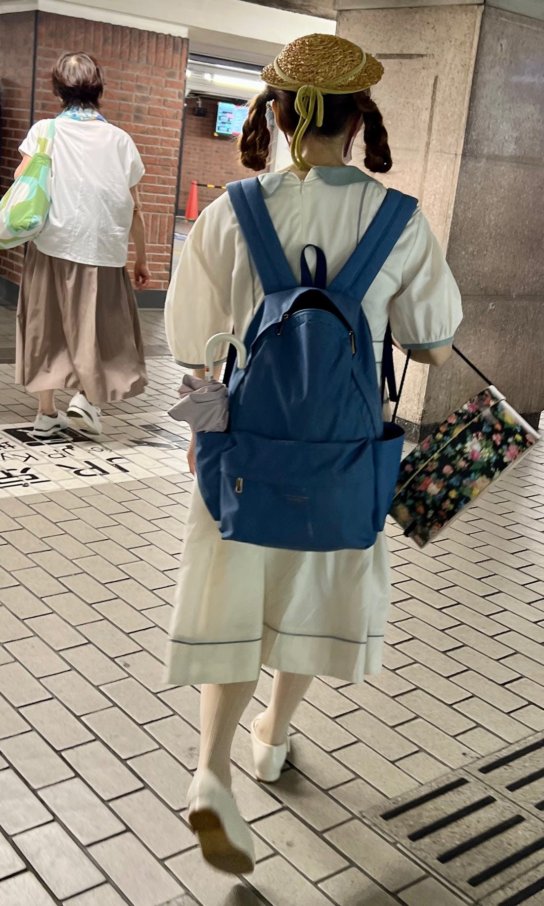 Japanese street style Gyaru subcultures