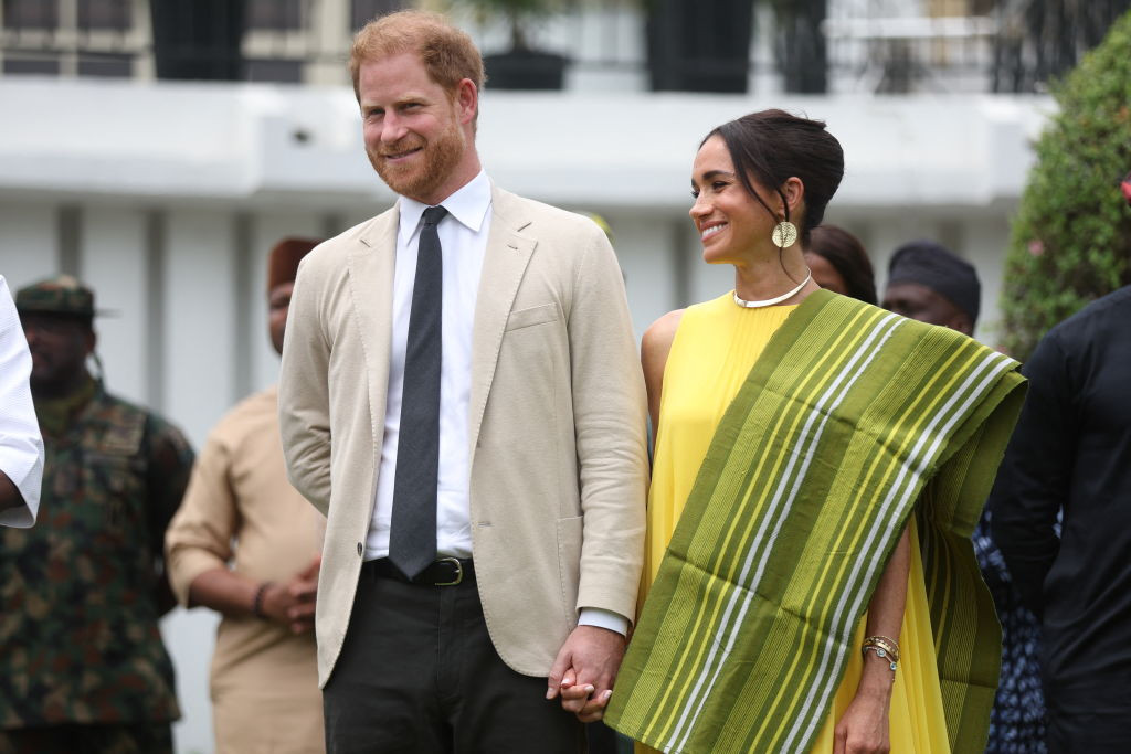 Meghan Markle Wearing Carolina Herrera