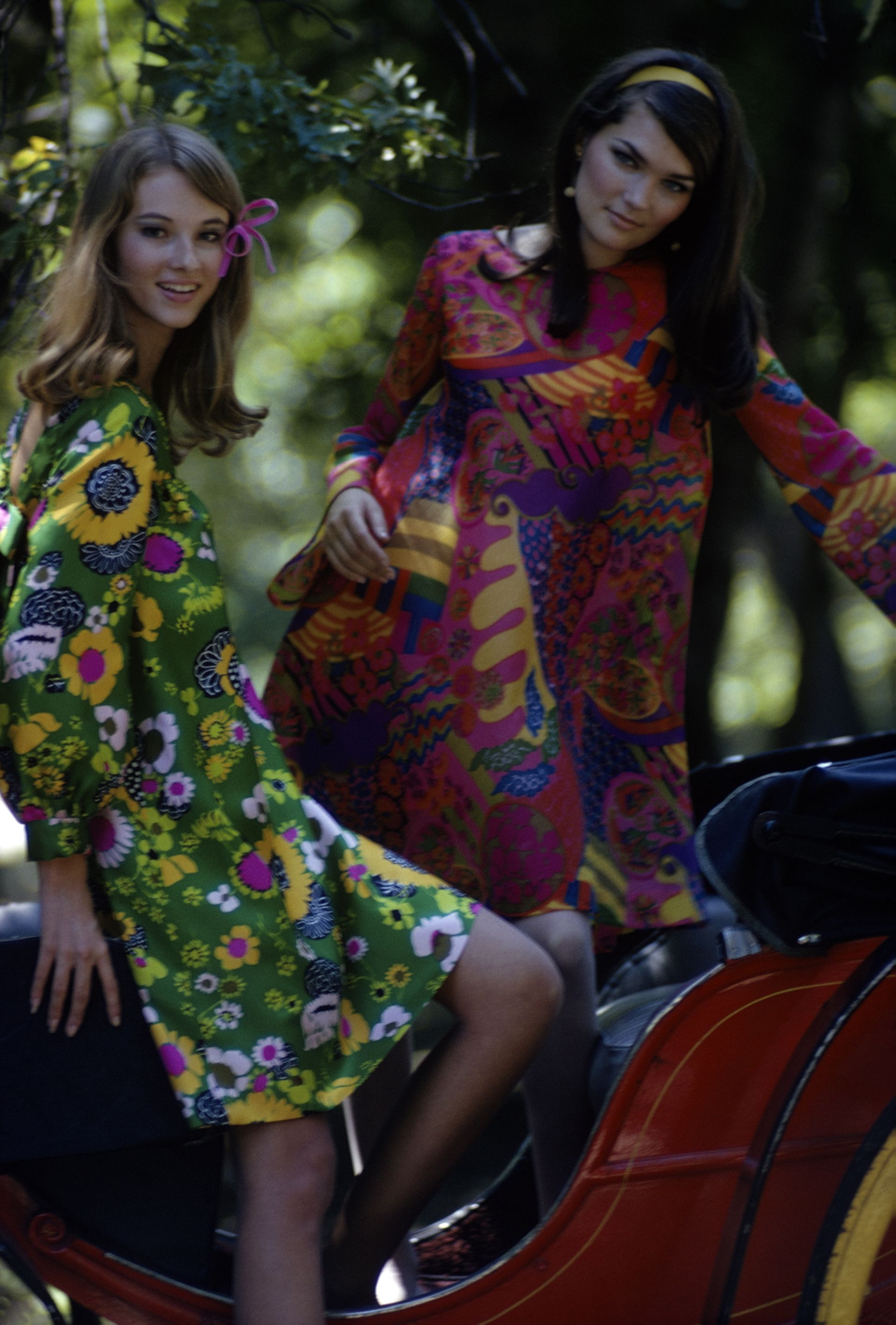 60s fashion - floral dresses