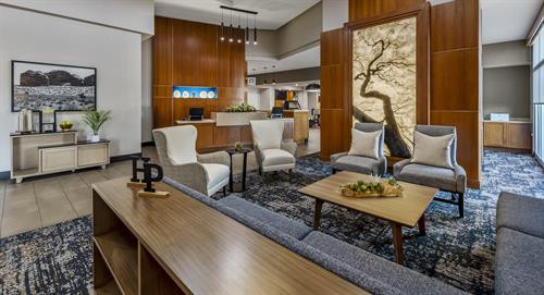 Hyatt Place Phoenix/Chandler Fashion Center Lobby